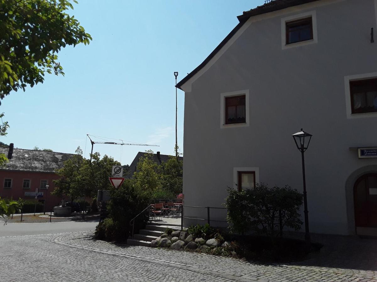 Отель Gaststaette Liebl Wiesent Экстерьер фото